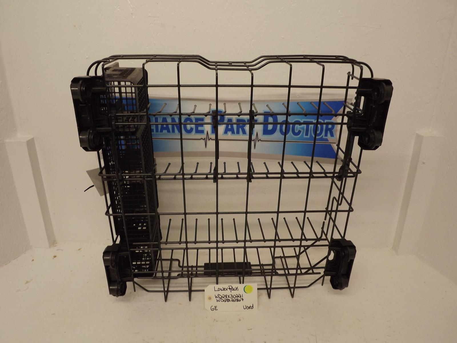 GE Dishwasher WD28X30221 WD28X22867 Lower Rack Used GE Dishwasher WD28X30221 WD28X22867 Lower Rack Used